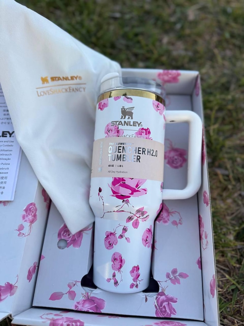 Stanley x LoveShackFancy 40oz bloemenbeker, roze roos quencher H2.0-mok afbeelding 1