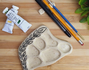 Palette and Brush Rest | Painter's Palette | Watercolour | Artist Tools