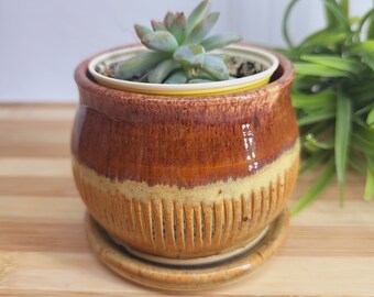 Mini Planter and Catch Plate - Pottery | Ceramic | Clay