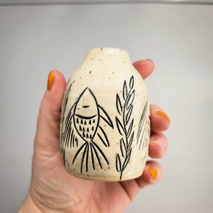 Weeny Carved Bud Vase | Pottery | Ceramic | Mom Pot
