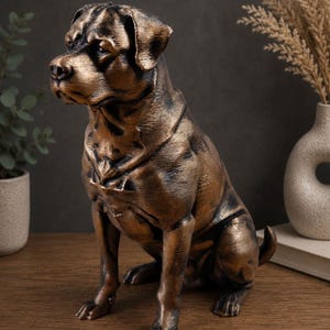 Rottweiler-hundvänlig present i bronsfinish, rasspecifik hundstaty för husdjursälskare