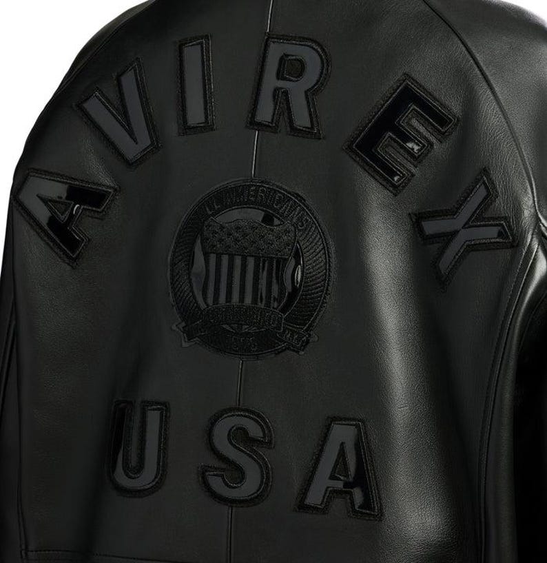 Amerikaans Avirex-bomberjack. Echt rundleer varsityjack, streetwear biker-bovenkleding afbeelding 3