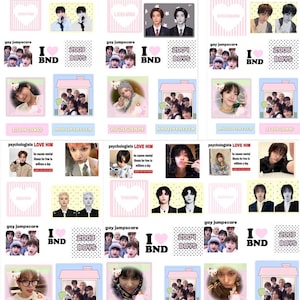 以下が含まれることがあります： 「psychologists LOVE HIM」、「gay jumpscare」、「I BND」、「2003 BOYS」、「2004 BOYS」、「2006 BOYS」、「BND LOVER CLUB」などのテキストと、若い男性のポートレート写真が複数並んだステッカーシート。白い背景に配置されています。