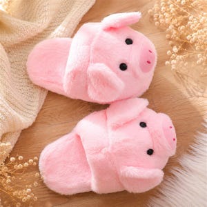 Cute Pink Pig Slippers, Plush Animal House Slippers, Cozy Fuzzy Indoor Shoes, Soft Winter Bedroom Slippers, Kawaii Gift for Women