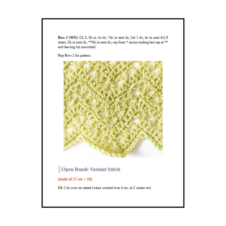 Op de afbeelding: Een haakpatroondocument getiteld Open Bands Variant Stitch met een lichtgroen garenstaal met een chevron-achtig opengewerkt ontwerp. De tekst bevat de instructies: Row 2 (WS): Ch 3, Sh in 1st dc, *dc in next dc, [sk 1 dc, dc in next dc] 8 times, Sh in next dc, **Sh in next dc; rep from * across ending last rep at ** and leaving tch unworked. Rep Row 2 for pattern. (mult of 17 sts + 16). Cl: 2 dc over sts stated (when worked over 4 sts, sk 2 center sts).