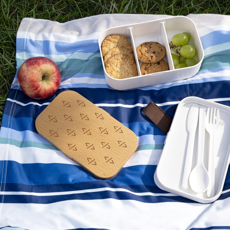 Code Brackets Pattern Bento Lunch Box | Wooden Lid Silicone Tray: HTML, CSS, Web, Frontend image 6