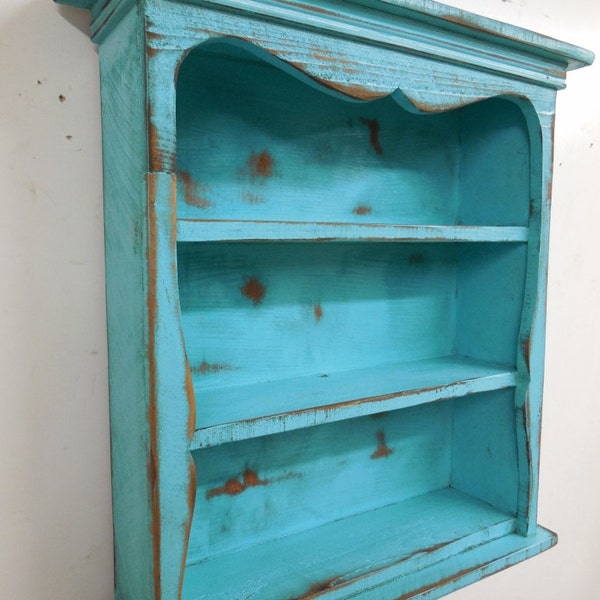 Étagère murale turquoise effet vieilli, décoration champêtre française
