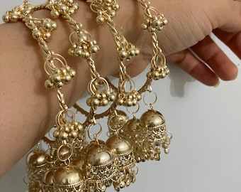 ゴールドのジュムカバングル4個セット｜カシミールバングル、インドのグングルバングル｜エスニックボヘミアンスタッキングブレスレットセット｜ウェディングアクセサリー