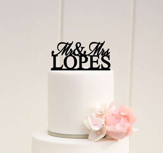 Items similar to Personalized Mr and Mrs Wedding Cake