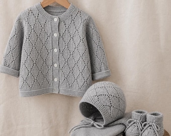 Trellis Diamond Baby Layette Strickmuster, Cardigan Mütze Booties Hose (PDF Download)