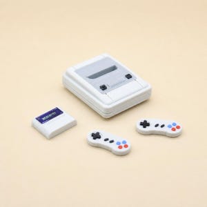 Miniatyr Retro Spelkonsol Set, 1 x 12 Dockhus TV-rumsdekor, PLA Spelrekvisita