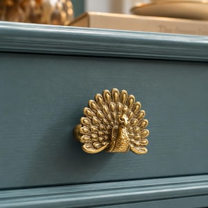 Brass Peacock Cabinet Knob, Single Hole Animal Drawer Pull, Antique Finish Furniture Handle