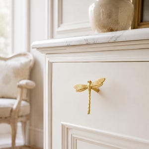 Brass Dragonfly Cabinet Knob, Gold Tone Insect Drawer Pull, Modern Wardrobe Handle