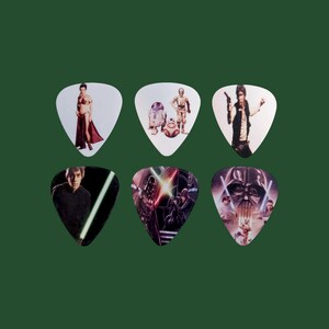 One set of 6 Star Wars Single Sided Picture Guitar Picks