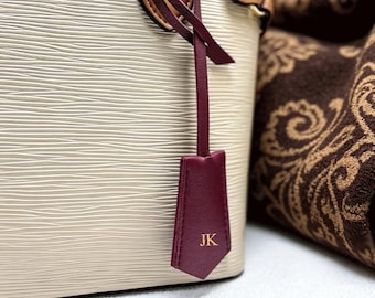 Schicke Monogramm Leder Geldbörse Charme, benutzerdefinierte Goldfolie Hang Tag, Burgunder Quaste Taschenzubehör, nobles Geschenk für Sie
