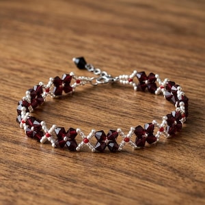 Bracciale floreale fatto a mano con rubino granato sintetico, bracciale tennis con perline in argento sterling