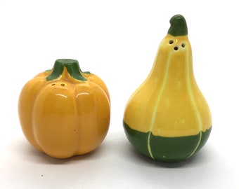 Autumn/Fall Decoration Pumpkins Ceramic Salt & Pepper Shakers Acorns S&P 