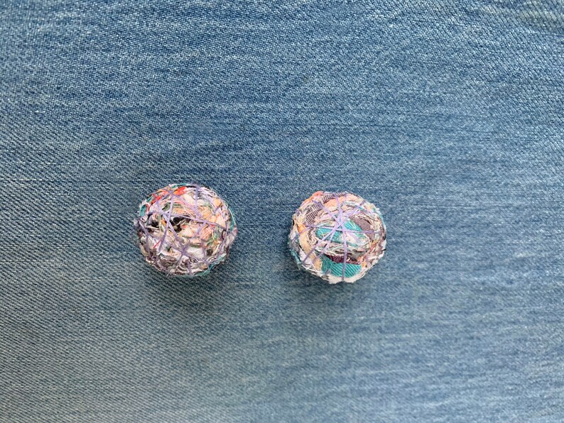 Colorful Recycled Fabrics Disc Earrings Lavendar image 2
