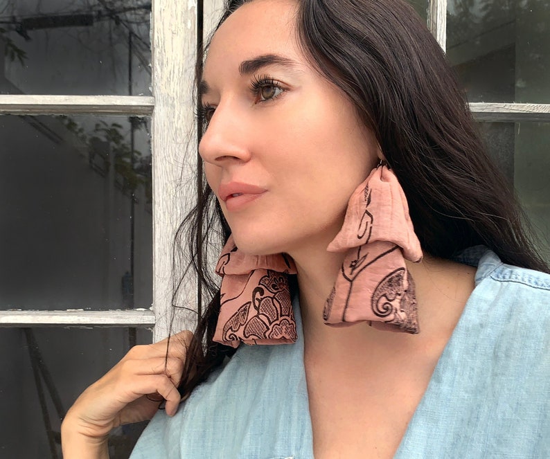 ReClaimed Fabric Blush /& Brown Burnout Print Earrings