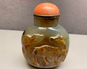 Superb Antique Chinese Carved Horse Agate Snuff Bottle Metal Spoon-18th Century