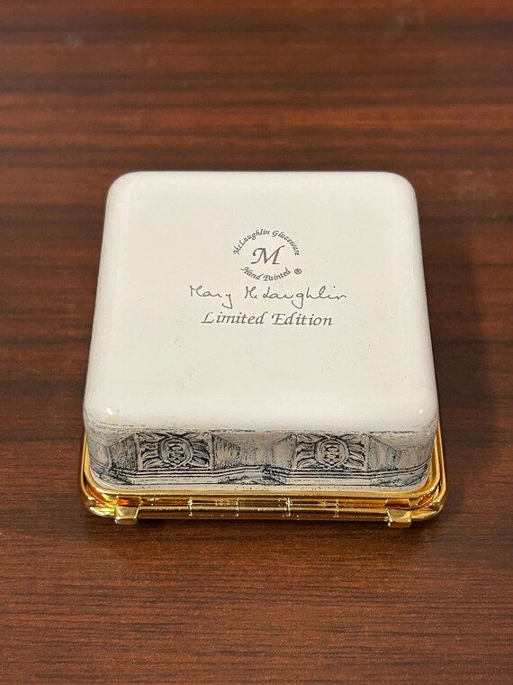 Vintage Handpainted Enamel Box Mary McLaughin Gla… - image 9