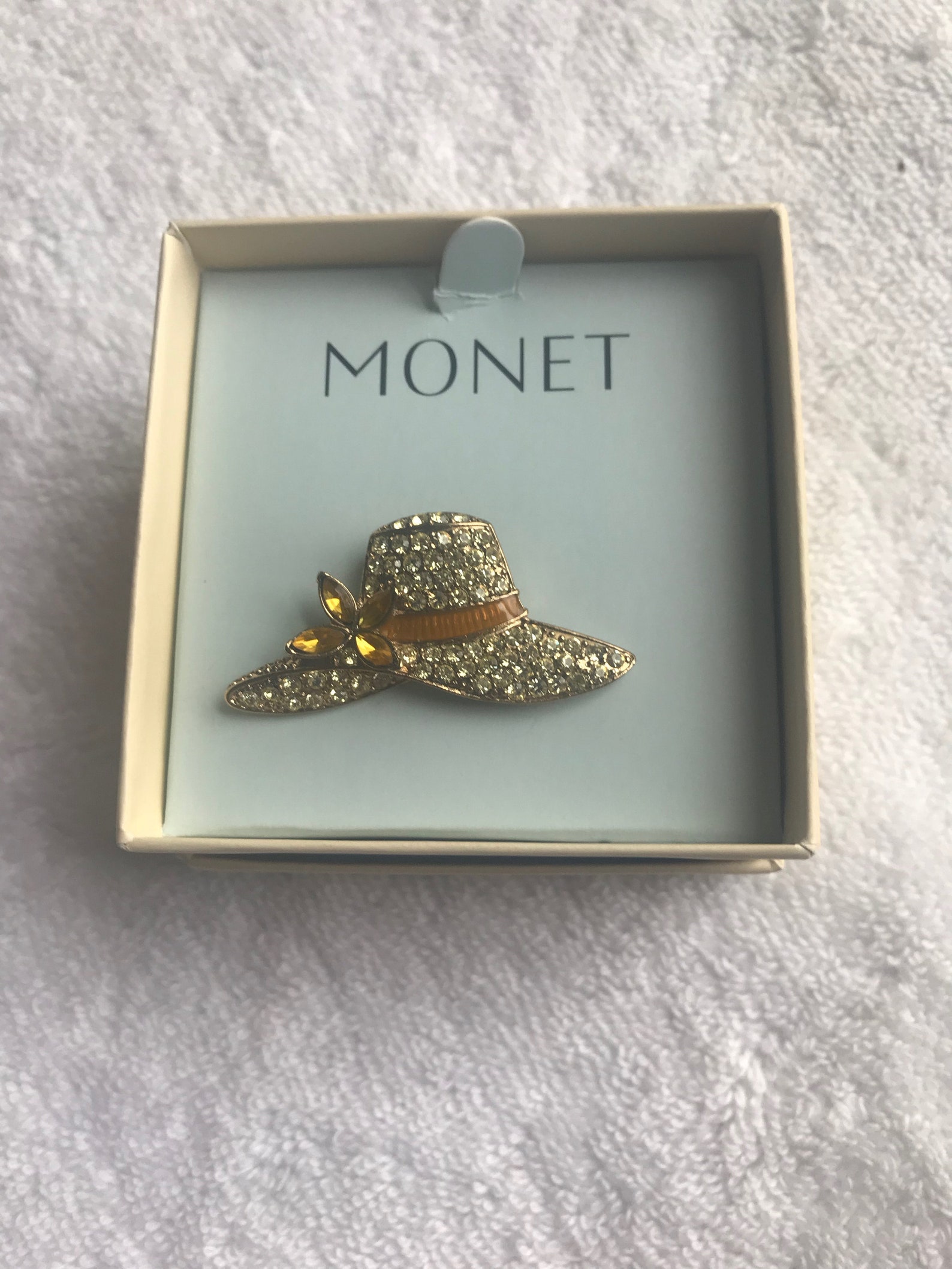 Vintage Hat Brooch Pin in Original Box Rhinestone Gold Tone Metal