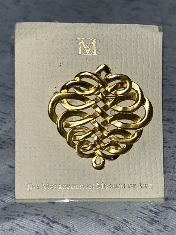 Vintage Goldtone MMA Celtic Knot Brooch