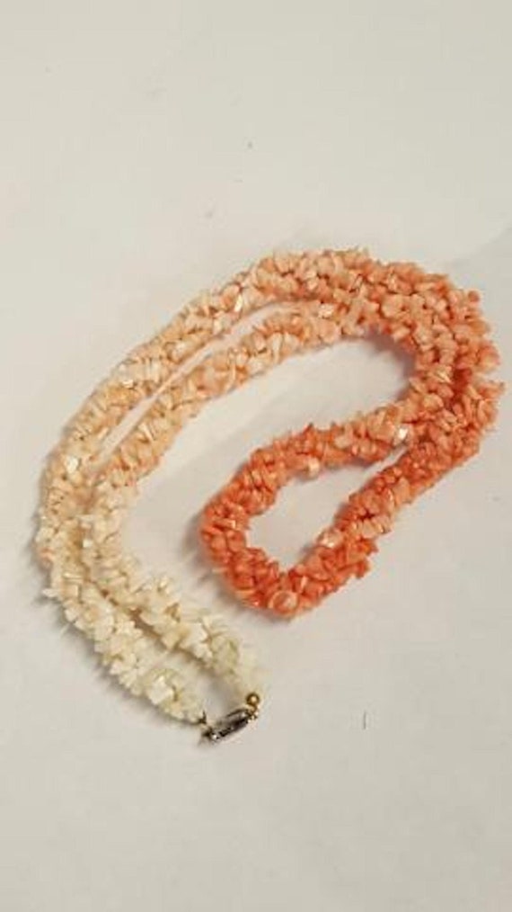 Vintage Pink and White Ombre Natural Coral Necklac