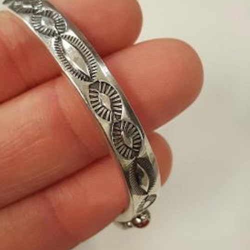 Small DANIEL MIKE shops Vintage Sterling Silver Cuff Bracelet Turquoise Red Coral