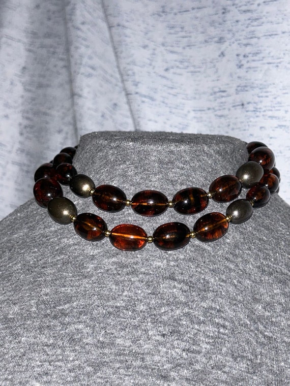 Vintage Brown Lucite Plastic Beaded Necklace - image 5