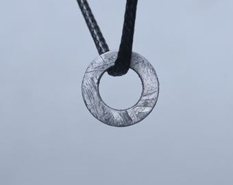 Elegante, unieke meteoriet hanger, Edition Cosmic Jewelry cadeau, minimalistische gelukshanger ketting