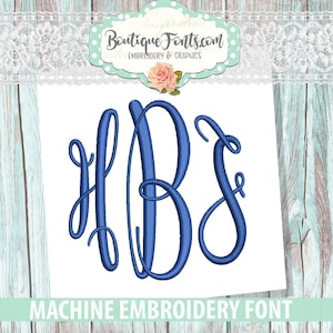 Puede incluir: Diseño de fuente de bordado a máquina con las letras "HBS" en una fuente cursiva azul.