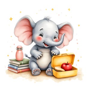 Può includere: Un'illustrazione a cartoni animati di un cucciolo di elefante grigio con grandi orecchie sfumate di rosa e guance rosse. L'elefante è seduto accanto a una pila di tre libri sormontata da una borraccia rosa e un portapranzo giallo aperto.