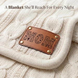 Couverture personnalisée en tricot torsadé avec écusson gravé — Cadeau personnalisé pour maman, grand-mère, épouse, couples, anniversaire de mariage