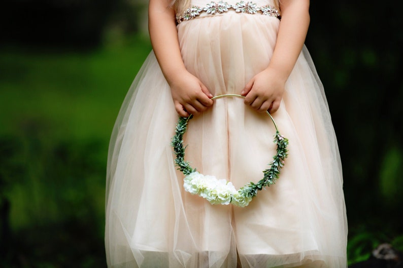 Flower Girl Bouquet Gold Hoop Bouquet Flower Girl Basket Bridesmaid Hoop Bouquet Boho Wedding Decor Wreath