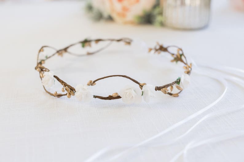 Bridal Headpiece Flower Crown Wreath Christmas Flower Crown Bridal Halo Headpiece Natural Wedding Hair Wreath Style: AVERY