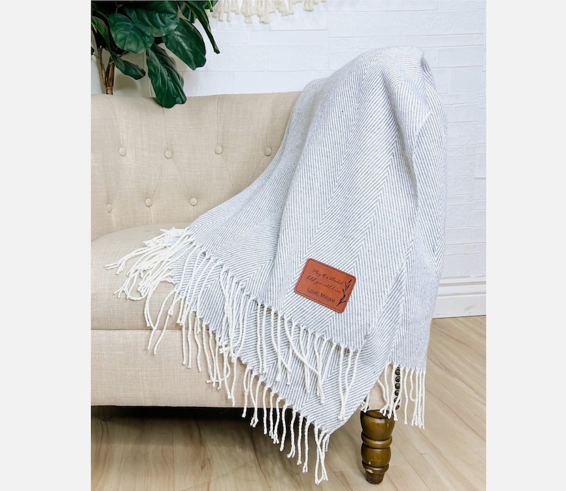 LLD Gifts Herringbone Throw Blanket - Thumbnail 3