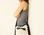 Crochet el bolso de mensajero. bolsa de ordenador portátil. totalizador. monedero - negro, blanco y verde lima