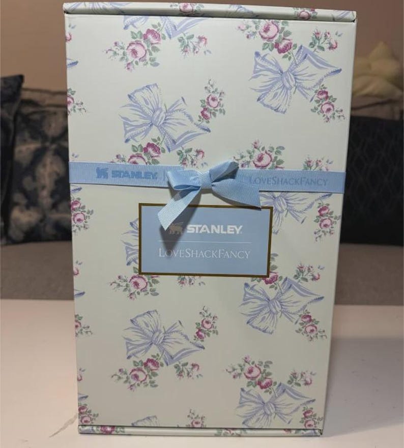 Stanley x LoveShackFancy 40oz Tumbler Rosa Beaux Blue Floral Bow Gift Box Included Limited Edition Gift for Her zdjęcie 5