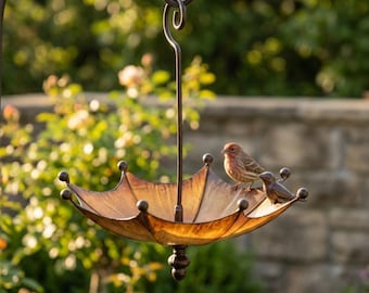 Vintage Umbrella Bird Feeder Hanging Bird Bath Metal Garden Decor Rustic Outdoor Bird Feeder for Garden Patio Balcony Housewarming Gift