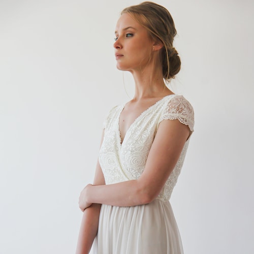 Ivory Short Cape Sleeves Lace Wedding Dress 1235 - Etsy