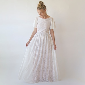 Vintage Lace Wedding Dress , Short Sleeves Modest Pearly wedding dress  #1346