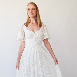 Romantic Ivory Sweetheart Lace Wedding Dress with Short Sleeves #1409