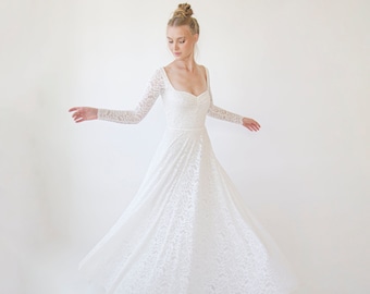 Vestido de novia de encaje con forma de corazón de color marfil y mangas largas #1361