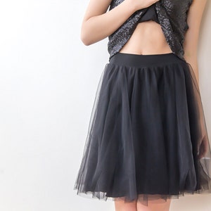 Tulle mini black skirt 3004 image 3