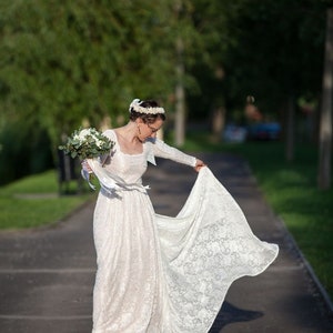 Bestseller Ivory Blush color Square Neckline Wedding Train Dress 1207 image 6