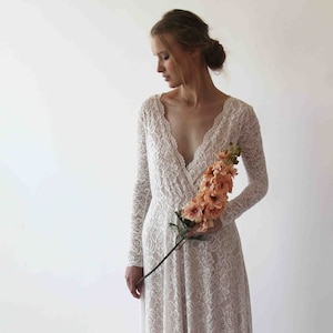 Maternity Ivory Blush Vintage Style Long Sleeves lace wedding dress 1258 image 7