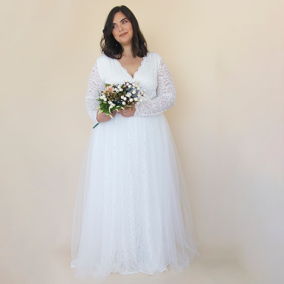 Bestseller Ivory Wedding Dress , Sheer Illusion Tulle Skirt on Lace #1315