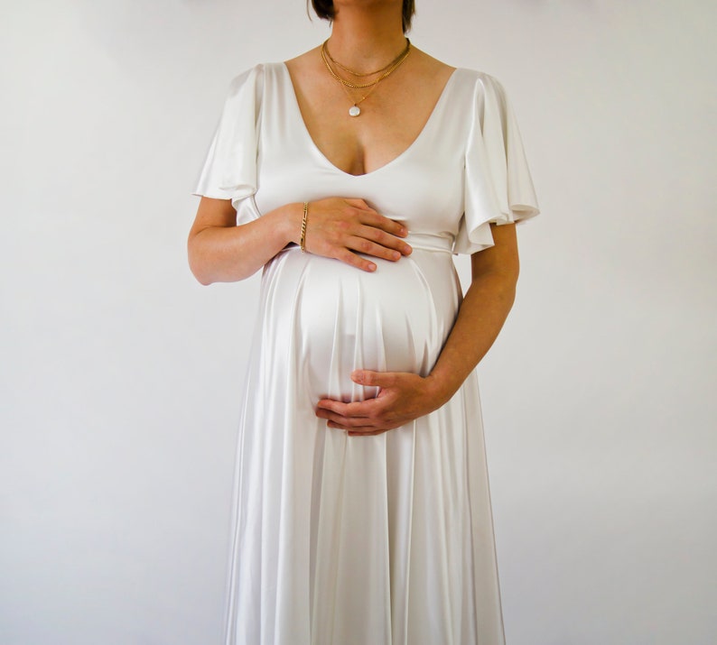 Maternity Silky Minimalist wedding dress Elegant Satin image 9