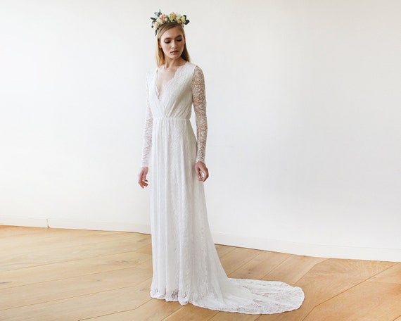 stylish sleeves for gown